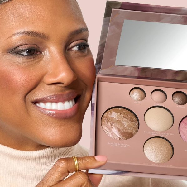 LAURA GELLER NEW YORK The Best of the Best Baked Palette - Full Size - Includes Bronzer, Blush, 2 Highlighters and 3 Eyeshadows - Travel-Friendly - Image 6